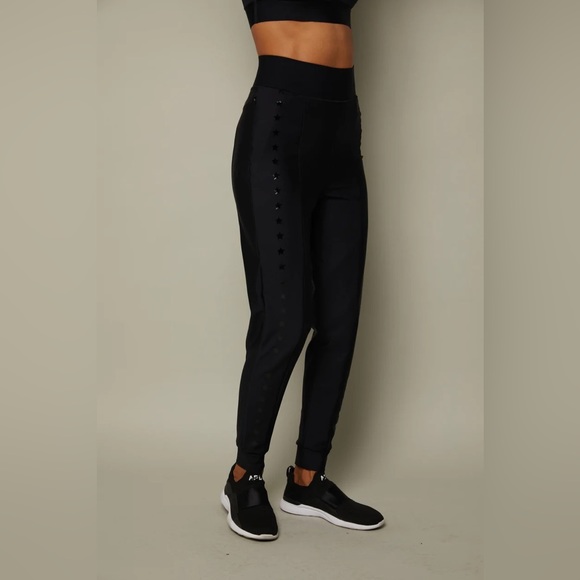 NWT Ultracor Ever Stars Flash Joggers- Black Patent ⭐️ XXS $205 - Picture 1 of 2